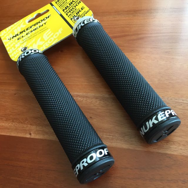 nukeproof grips