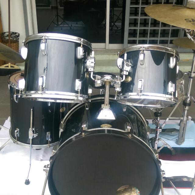 Tama Swingstar Drum Set