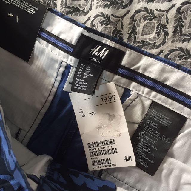 H M Floral Shorts Shortpants Zara Bershka Pull Bear Forever21 Call It Spring Uniqlo Topman Men s Fashion Bottoms Shorts on Carousell