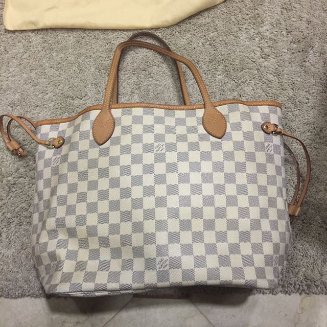 louis vuitton handbags white checkered