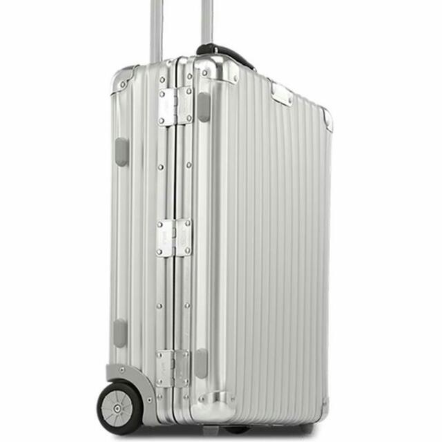 Banananina Product Review: Rimowa Classic Cabin Aluminium Carry On Suitcase  Silver 