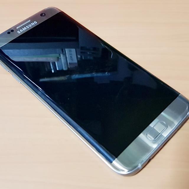 Samsung Galaxy S7 Edge 32gb Gold Platinum Mobile Phones Tablets Android Phones Samsung On Carousell