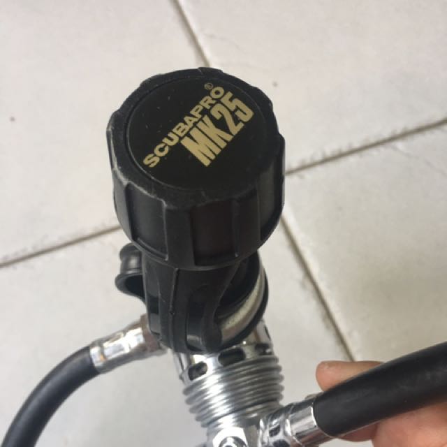 Scubapro Mk25/S600 Classic/R390 Regulator Set, Sports Equipment, Sports ...