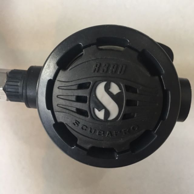 Scubapro Mk25/S600 Classic/R390 Regulator Set, Sports Equipment, Sports ...
