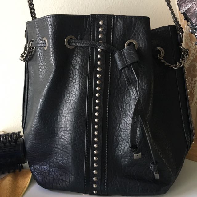 zara singapore bag