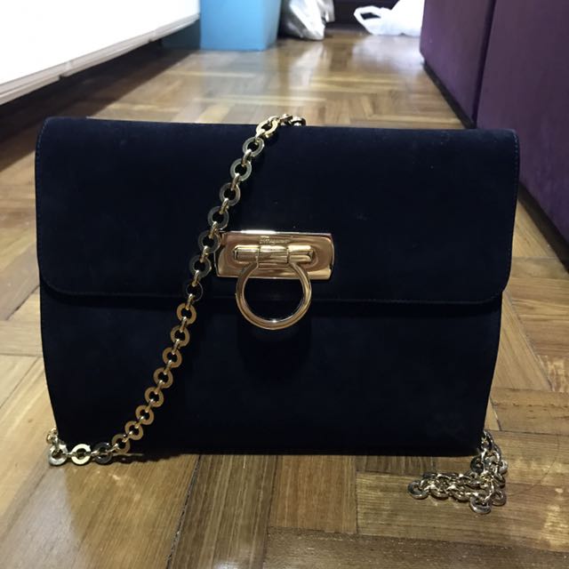 Salvatore ferragamo shop chain bag