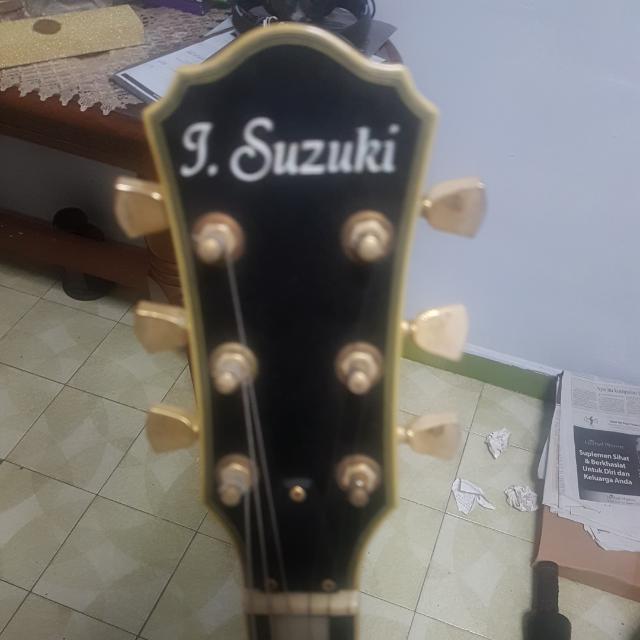 J shop suzuki guitar