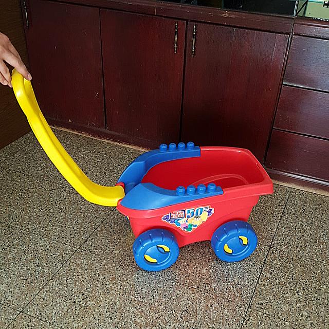 mega bloks trolley