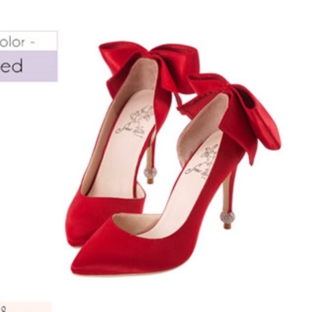 snow white heels