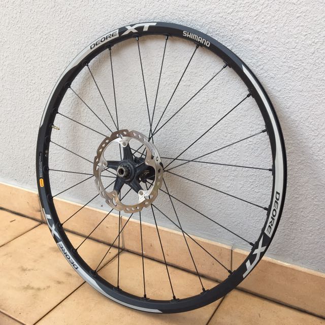 shimano deore xt wheelset 26