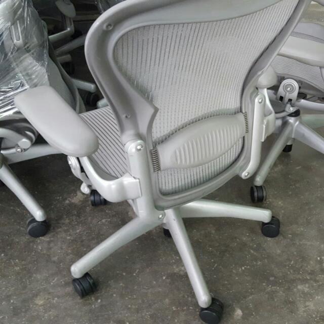 used herman miller chairs