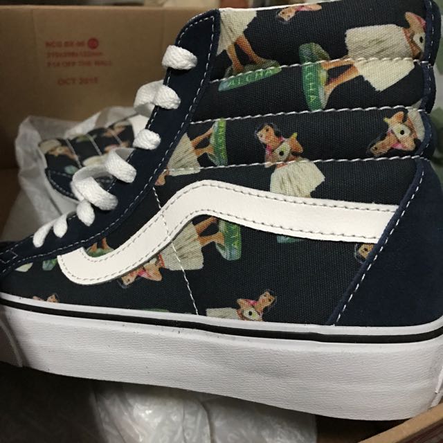 VANS SK8 HI digi Hula SIZE EU 37 Women s Fashion Footwear Sneakers on Carousell