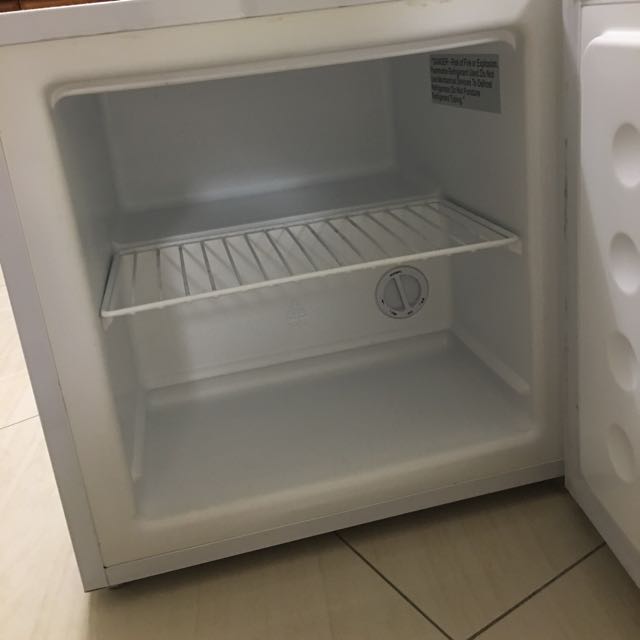 美國富及第frigidaire 31l桌上型立式冷凍櫃節能型黑色frt 0313mzu 家電電器在旋轉拍賣