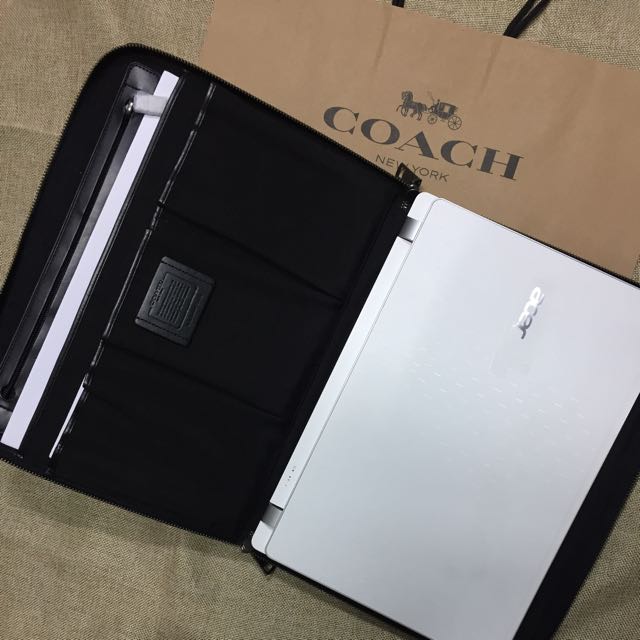 Coach tech portfolio deals in signature canvas