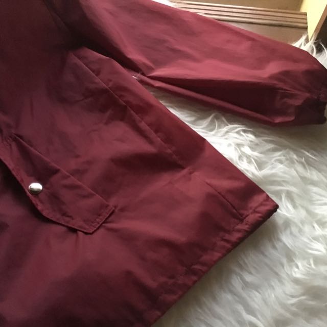 Windbreaker (Category: Coats, Jackets and Outerwear) located in Quezon City. Submitted by rawspeace (Listing ID 118090899, Image 3). Description: .