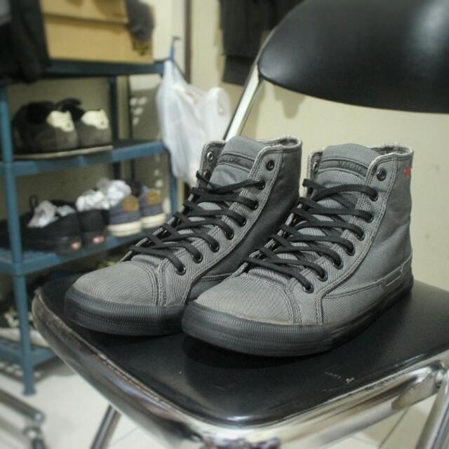Macbeth Schubert Studio Project Mike Dirnt Edition