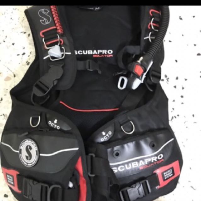 Scubapro Equator, Sports Equipment, Sports & Games, Water Sports on