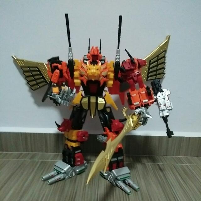 unique toys predaking