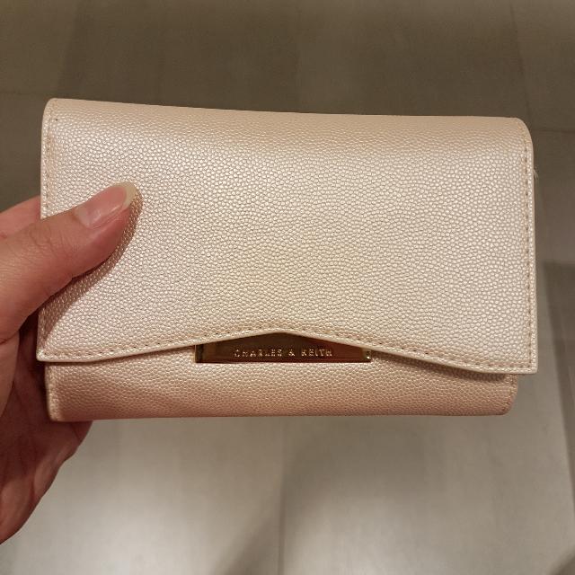 charles n keith wallet