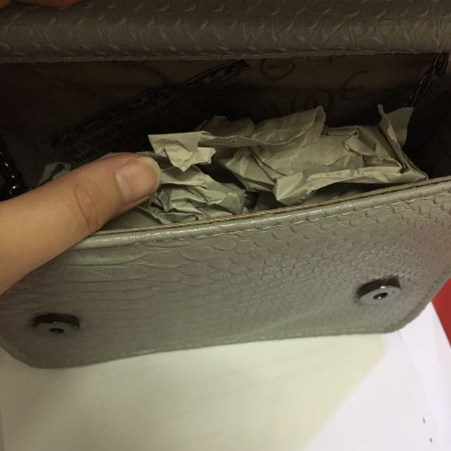 （分類：）位於 。 由 seongseok 提交（商品編號 266236986，圖片 1）。簡介： 。