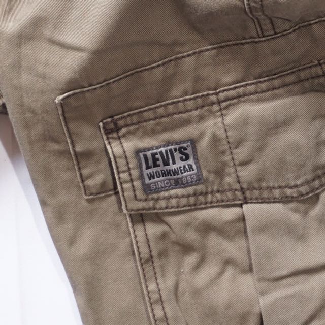 levis cargo loose straight