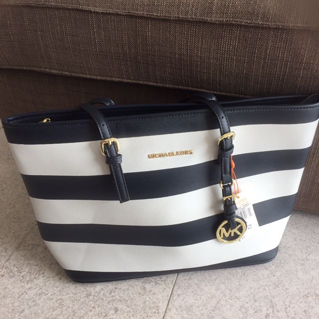 Michael Kors Blue N White Stripes Tote, Women's Fashion, Bags & Wallets, Tote  Bags on Carousell