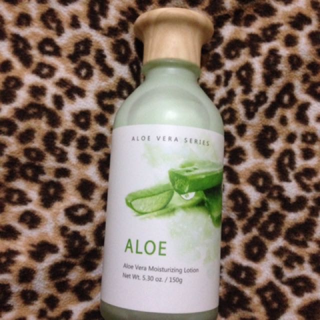 miniso aloe vera moisturizing lotion