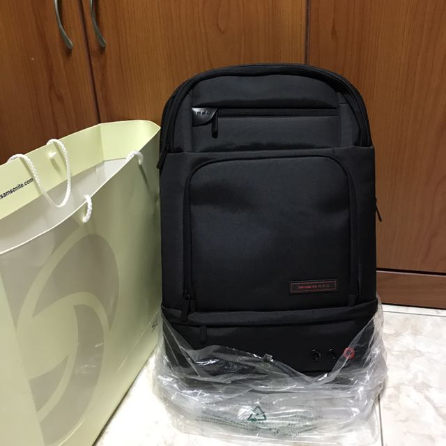 Samsonite red shop voy