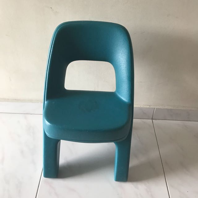step 2 plastic chairs