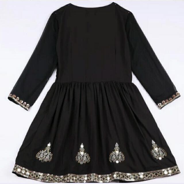 30% Traditional Embroidery Beaded Black Dress, Women's Fashion, Dresses & Sets, Evening dresses & gowns on Carousell 30% Traditional Embroidery Beaded Black Dress, Women's Fashion, Dresses & Sets, Evening dresses & gowns on Carousell