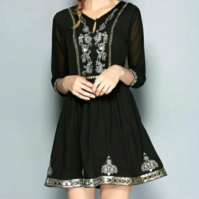 30% Traditional Embroidery Beaded Black Dress, Women's Fashion, Dresses & Sets, Evening dresses & gowns on Carousell 30% Traditional Embroidery Beaded Black Dress, Women's Fashion, Dresses & Sets, Evening dresses & gowns on Carousell