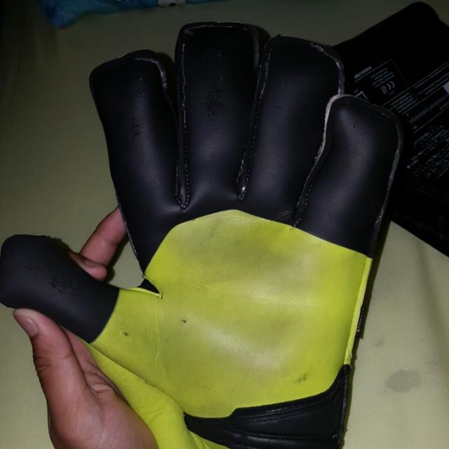 Paloma Volcánico Relativo Adidas Ace Trans FS Pro Goalkeeper Gloves, Men's Fashion, Activewear on  Carousell