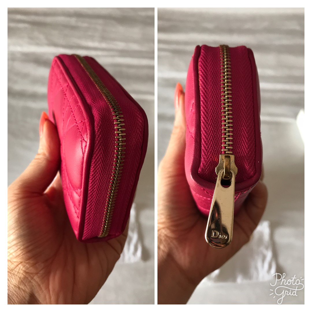 💕 Louis Vuitton Card Holder in Fuchsia, Women's Fashion, Bags & Wallets,  Wallets & Card Holders on Carousell