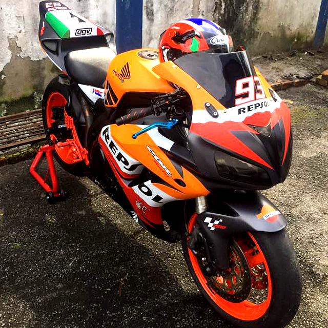 Honda cbr 2025 1000cc repsol