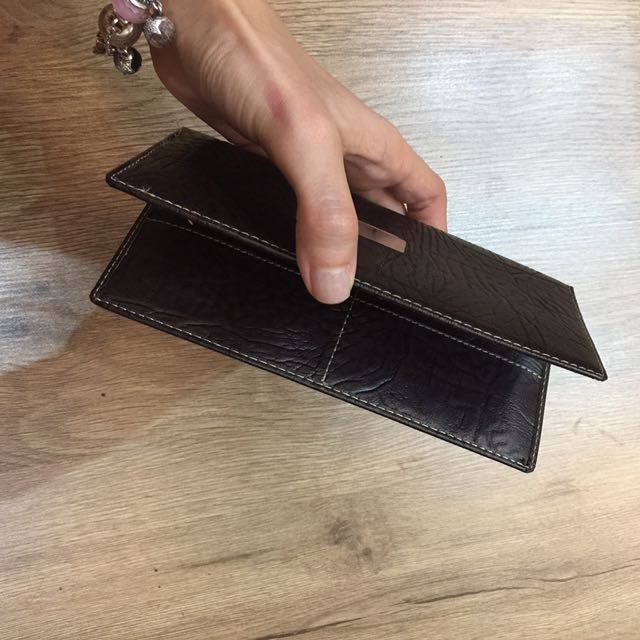 Polo Slim Wallet (Category: Wallets & Card holders) located in Quezon City. Submitted by maycuenca (Listing ID 118483398, Image 3). Description: .