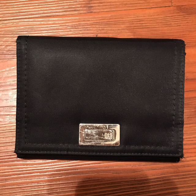 Vintage Black GAP Wallet, Women's Fashion, Bags & Wallets, Wallets ...