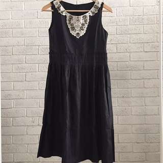 black dress