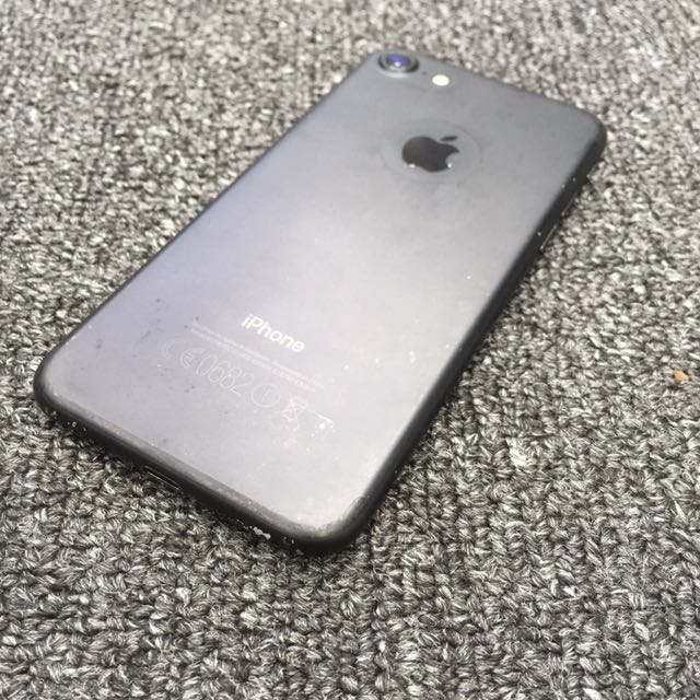 APPLE IPHONE 7