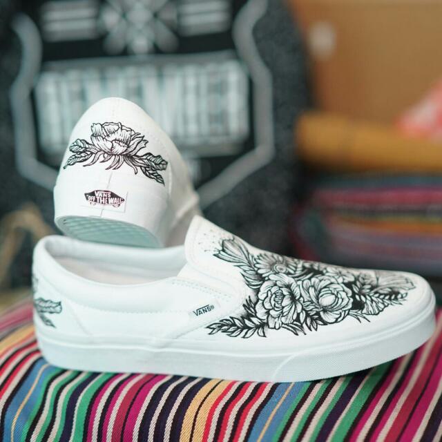 Brand NEW Authenthic VANS Slip ONS Custom