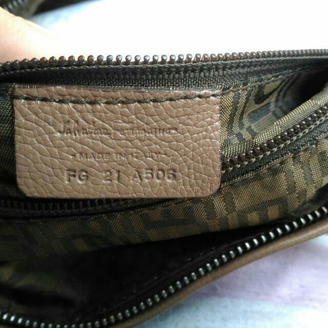 Ferragamo shop fiammetta bag