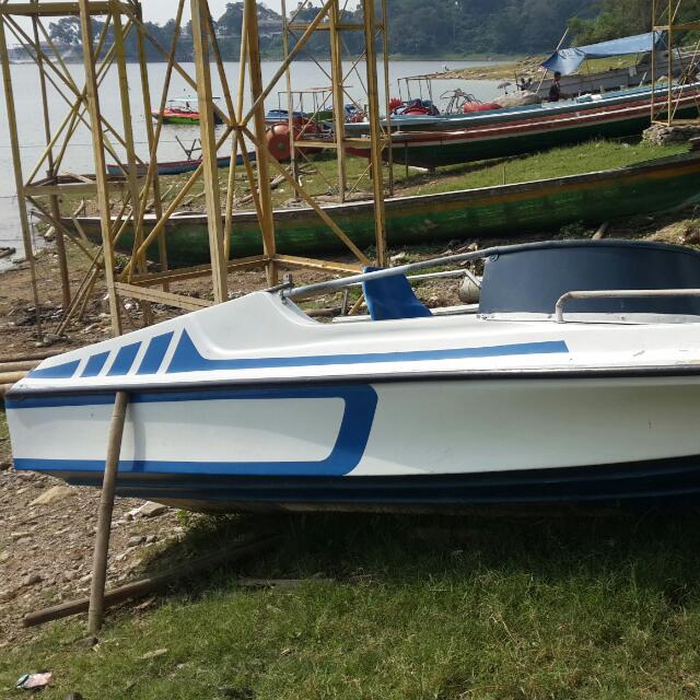 Speedboat, Perahu, Fiber, Boat, Barang Yang Dicari di Carousell.