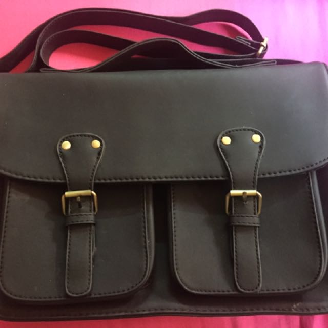 Typo sling bag hotsell