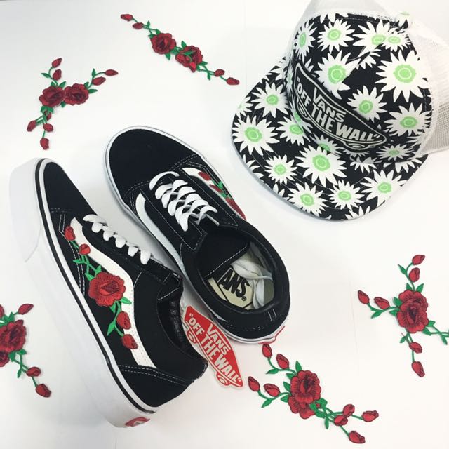 Joseph Banks gall bladder One night Authentic Vans Old Skool with Custom Rose Embroidery Patch, Women's  Fashion, Footwear, Sneakers on Carousell
