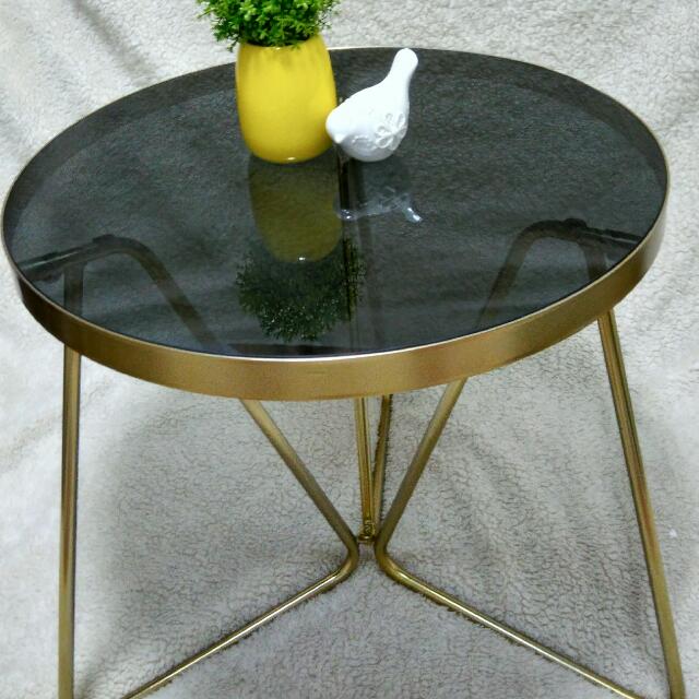 Brass Side Table ( SALE LESS 25% OFF) (Category: Tables & Sets) located in Quezon City. Submitted by trendsites.manila (Listing ID 118674138, Image 1). Description: Stylists Brass Side Table Brand New Tempered Glass Classy Design Great for Interior Designing Fixtures NOTE: PICK UP ONLY.