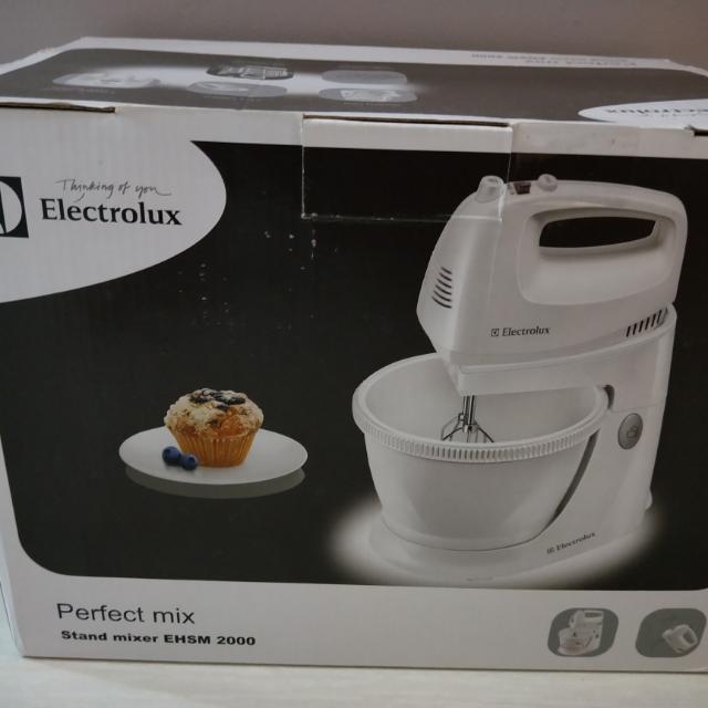 Electrolux Stand Mixer EHSM 2000, TV & Home Appliances, Kitchen