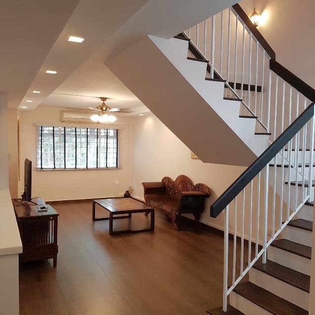 (Category: ) located in . Submitted by barrykoh99 (Listing ID 118804481, Image 1). Description: .