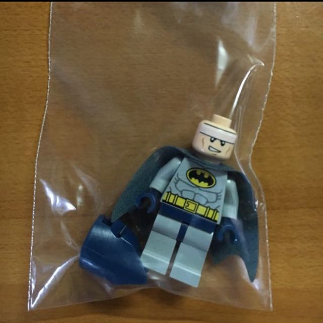 Lego personaje minifigura Batman i light bluish Gray Suit with black mask bat001