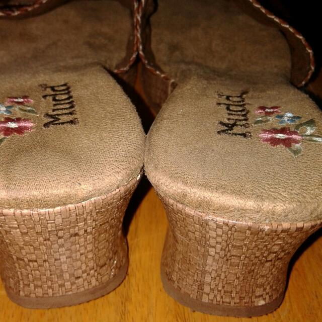 Mudd wedge online sandals