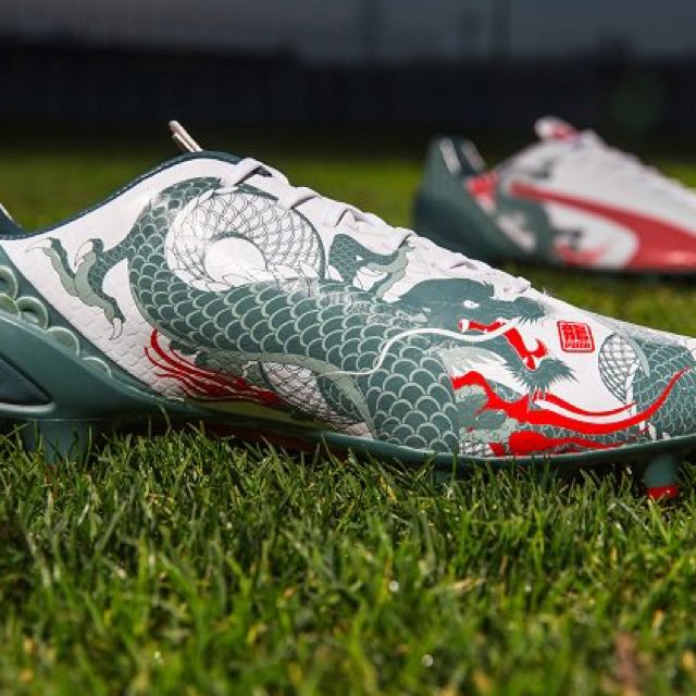puma dragon football boots