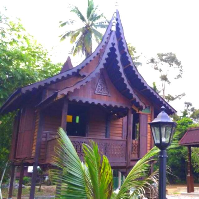RUMAH KAYU KAMPUNG, Furniture & Home Living, Home Decor, Carpets, Mats
